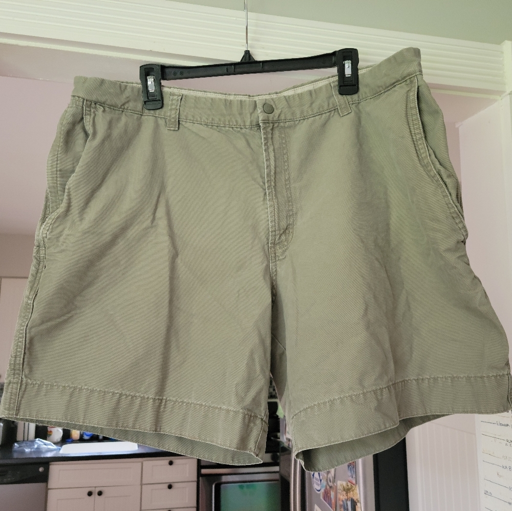 Mens Columbia shorts sz 42 7.5" inseam